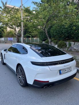 Porsche Panamera 2.9 AWD E-Hybrid — пробег 4 000 км — фото 3 из 5