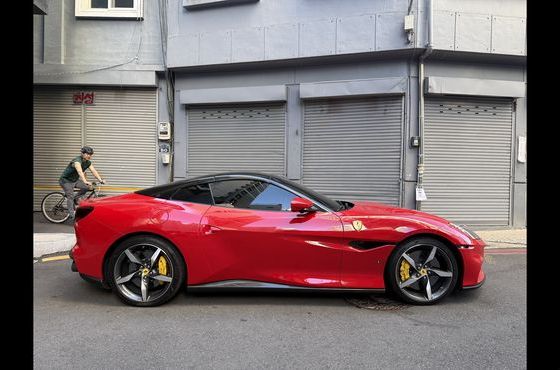 Ferrari Portofino M 3.9 V8 — пробег 17 000 км — фото 3 из 5