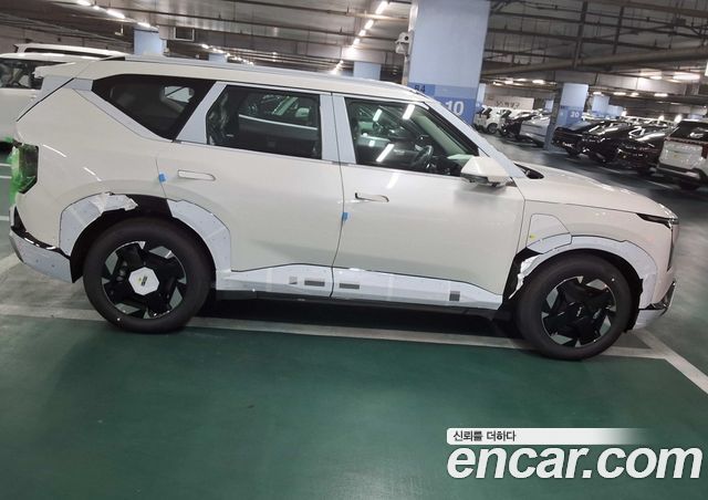 Kia EV5 Long Range 2WD Earth — пробег 1 км — фото 2 из 5