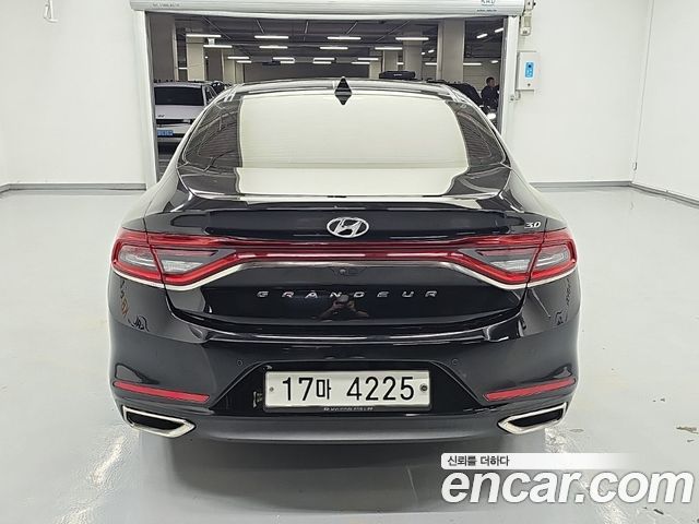 Hyundai Grandeur из Кореи Encar