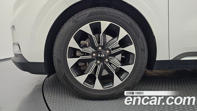 Kia Carnival Diesel 9-Seater Signature — пробег 243 552 км — фото 5 из 5