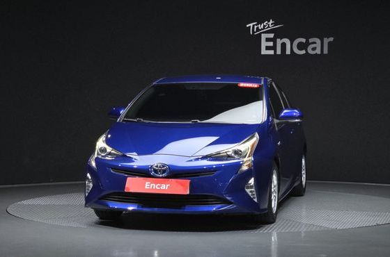 Toyota Prius 1.8 E — пробег 113 751 км — фото 3 из 5