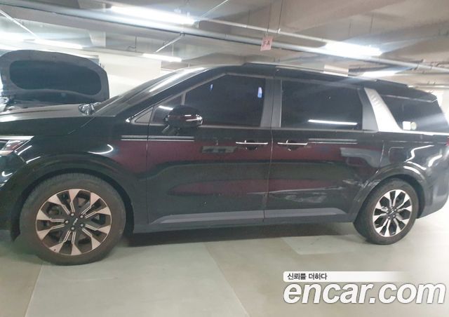 Kia Carnival Diesel 9-Seater Prestige — пробег 129 079 км — фото 2 из 5