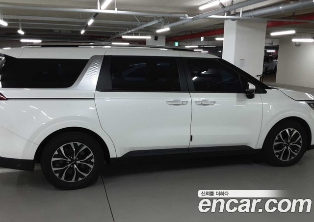 Kia Carnival Diesel 9-Seater Prestige — пробег 125 106 км — фото 5 из 5