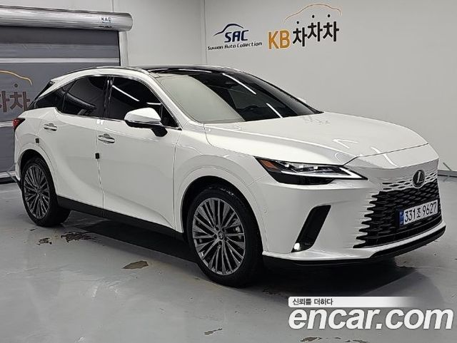 Lexus RX Luxury — пробег 7 032 км — фото 4 из 5