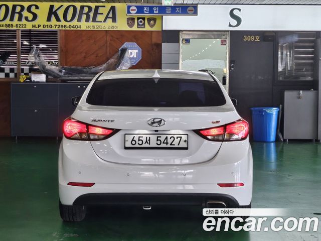 Hyundai AVANTE 1.6 GDi Modern Standard — пробег 82 522 км — фото 4 из 5