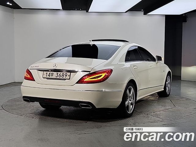 Mercedes-Benz CLS-Class CLS350 BlueEFFICIENCY — пробег 108 670 км — фото 4 из 5