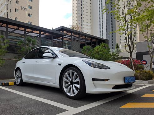 Tesla Model 3 Long Range AWD — пробег 48 106 км — фото 3 из 5