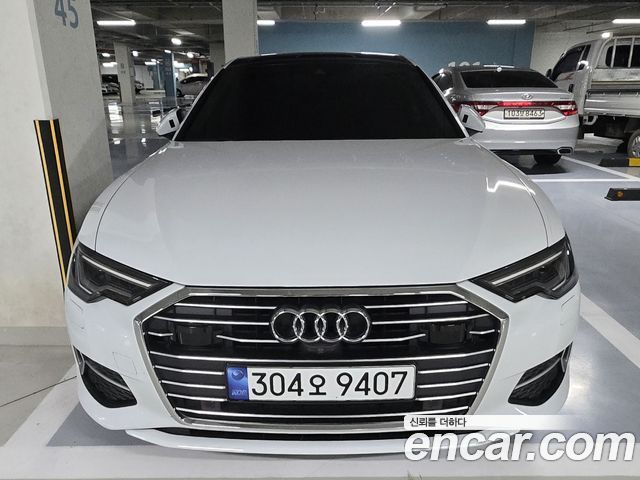 Audi A6 40 TDI — пробег 19 000 км — фото 1 из 5
