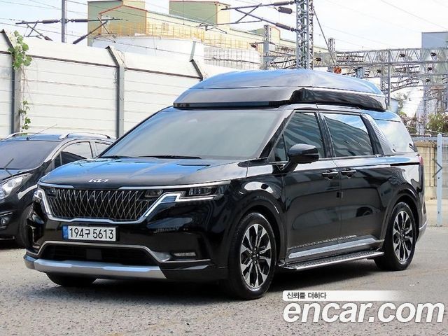 Kia Carnival Gasoline 9-Seater Hi-Limousine Signature — пробег 35 995 км — фото 1 из 2