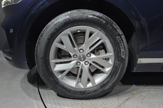 Genesis GV70 2.5T Gasoline AWD — пробег 37 217 км — фото 5 из 5