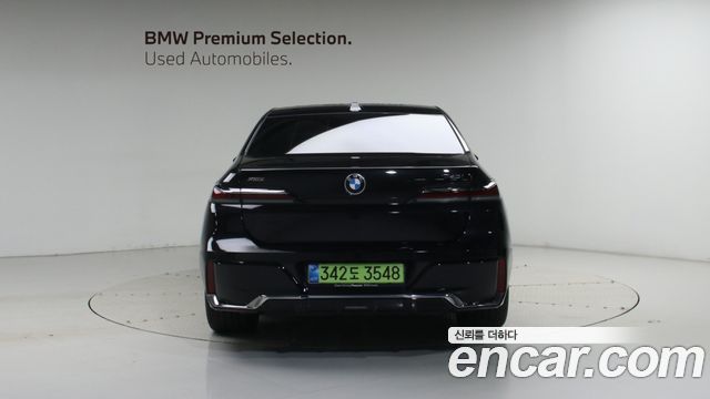 BMW 7-Series 740i xDrive M Sport — пробег 6 591 км — фото 4 из 5