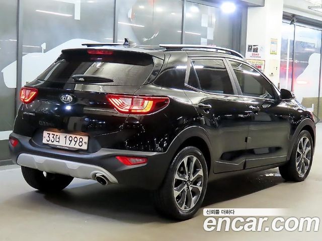 Kia Stonic Diesel 1.6 Prestige — пробег 164 609 км — фото 4 из 5
