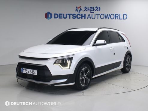 Kia Niro Prestige — пробег 132 798 км — фото 2 из 5