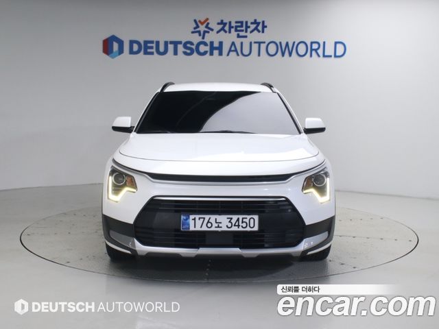 Kia Niro Prestige — пробег 132 798 км — фото 3 из 5