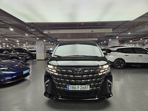 Toyota Alphard 2.5 HEV Executive AWD — пробег 4 783 км — фото 1 из 5