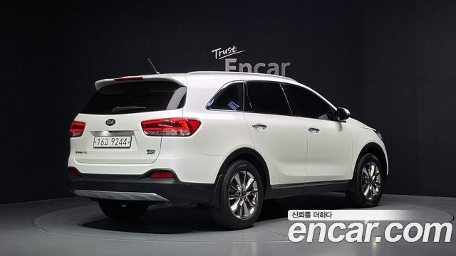 Kia Sorento Diesel 2.2 4WD Noblesse Special — пробег 115 045 км — фото 2 из 5