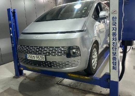 Hyundai Staria HEV 1.6 Tourer 9-Seater Modern — пробег 84 317 км — фото 1 из 2