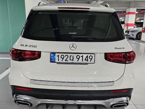 Mercedes-Benz GLB-Class GLB250 4MATIC — пробег 77 000 км — фото 4 из 5