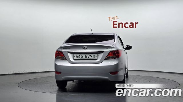 Hyundai Accent 1.4 VVT Premier — пробег 37 660 км — фото 4 из 5
