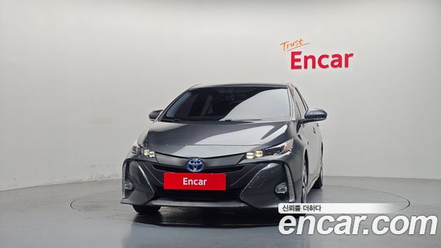 Toyota Prius 1.8 — пробег 77 856 км — фото 3 из 5
