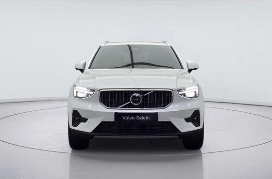 Volvo XC40 B4 Ultimate Bright — пробег 9 217 км — фото 4 из 5