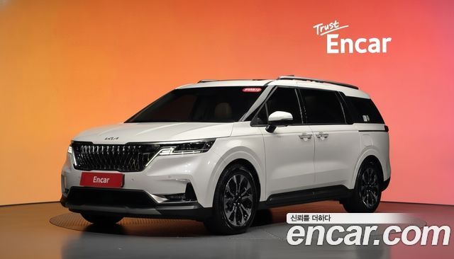 Kia Carnival Diesel 7-Seater Signature — пробег 45 615 км — фото 1 из 5