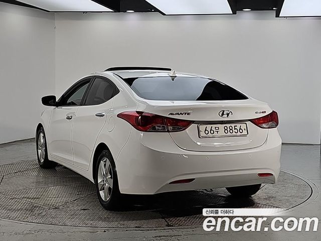 Hyundai AVANTE M16 GDI Premier — пробег 69 445 км — фото 3 из 5