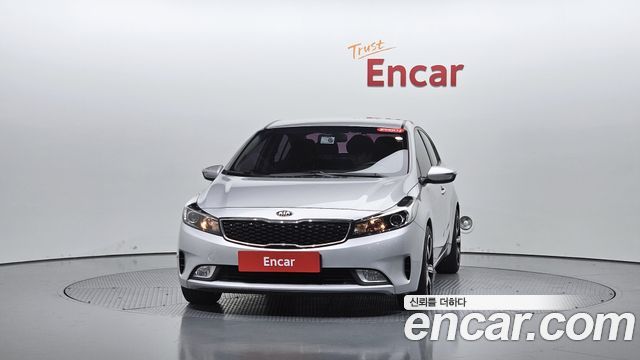 Kia K3 из Кореи Encar