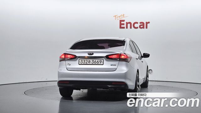Kia K3 из Кореи Encar