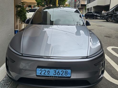 Tesla Model Y Premium RWD — пробег 250 км — фото 1 из 5