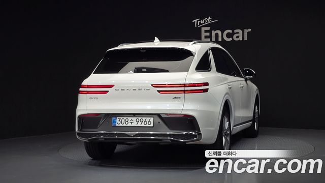 Genesis GV70 из Кореи Encar