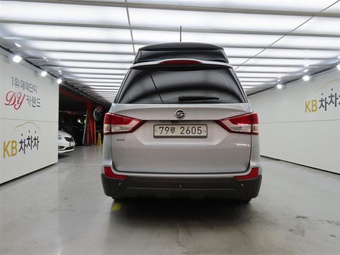 Ssangyong KORANDO 4WD Chateau 11-seater High-roof — пробег 142 249 км — фото 3 из 5