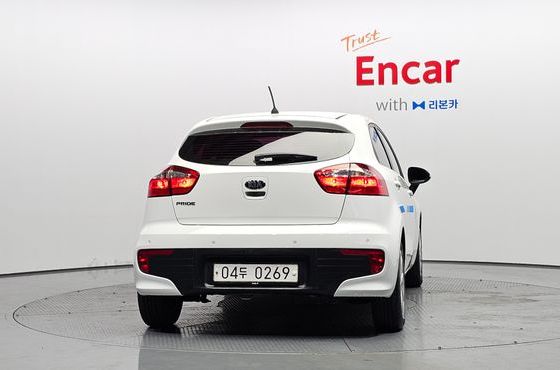 Kia pride 5DR 1.4 MPI Trendy — пробег 76 393 км — фото 4 из 5