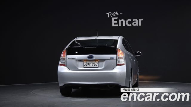 Toyota Prius 1.8 — пробег 148 368 км — фото 4 из 5