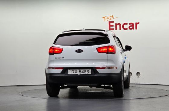 Kia Sportage Diesel 2WD Trendy — пробег 221 336 км — фото 4 из 5