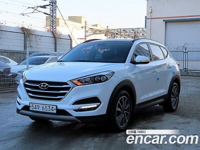 Hyundai Tucson Diesel 2.0 2WD Smart — пробег 110 662 км — фото 2 из 5