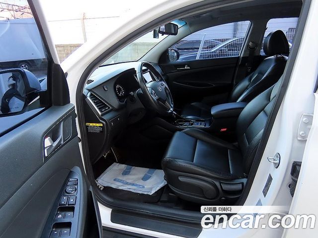 Hyundai Tucson Diesel 2.0 2WD Smart — пробег 110 662 км — фото 5 из 5