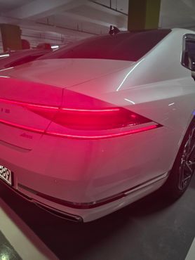 Genesis G90 Gasoline 3.5 Turbo e-S/C AWD — пробег 19 300 км — фото 2 из 5