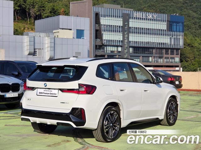 BMW X1 sDrive 18d M Sport — пробег 4 305 км — фото 2 из 5