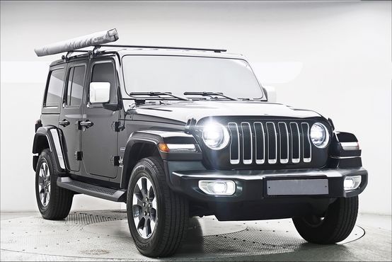 Jeep Wrangler 2.0 Overland 4Door — пробег 30 560 км — фото 3 из 5