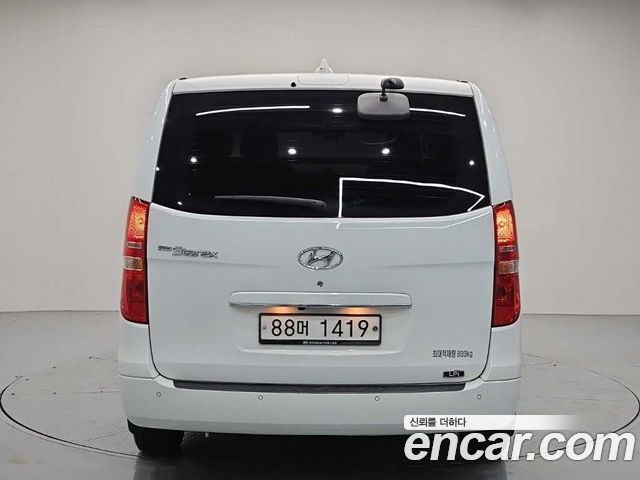 Hyundai Starex Van 3-Seater LPi Smart — пробег 31 933 км — фото 3 из 5