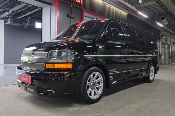 Chevrolet Express Van 6.0 — пробег 96 641 км — фото 1 из 5