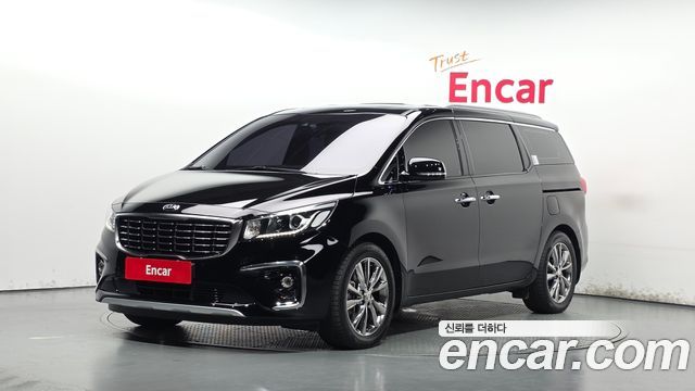 Kia Carnival 9-Seater Prstige — пробег 68 366 км — фото 1 из 5