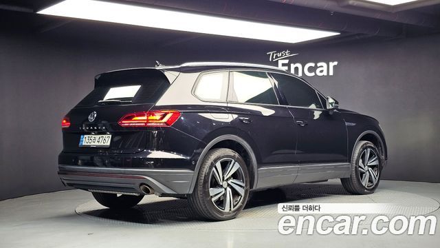 Volkswagen Touareg 3.0 TDI Premium — пробег 149 116 км — фото 2 из 5