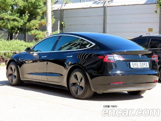 Tesla Model 3 Standard Range Plue RWD — пробег 168 337 км — фото 3 из 5