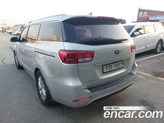 Kia Carnival 11-seater Luxury — пробег 139 876 км — фото 4 из 5