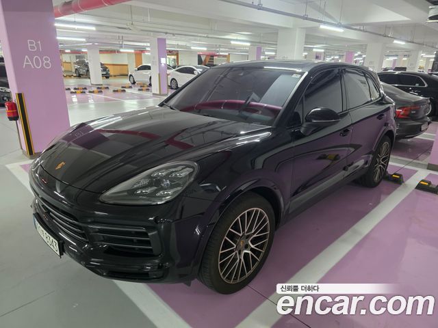 Porsche Cayenne 3.0 PLATINUM EDITION — пробег 43 000 км — фото 1 из 5