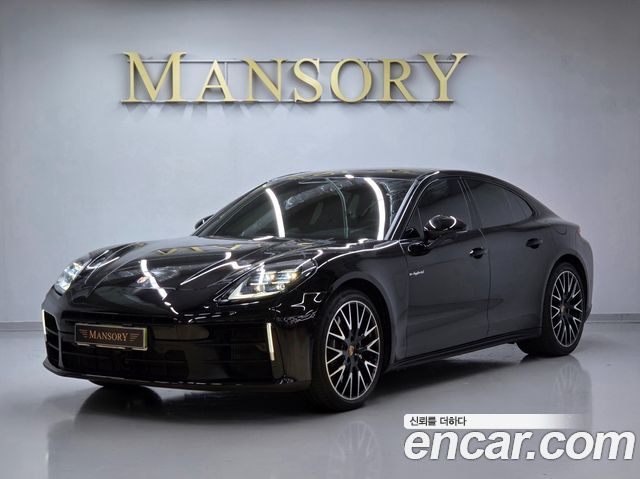 Porsche Panamera 2.9 AWD E-Hybrid — пробег 33 180 км — фото 1 из 5