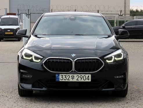 BMW 2-Series 220i Sport — пробег 30 295 км — фото 1 из 5